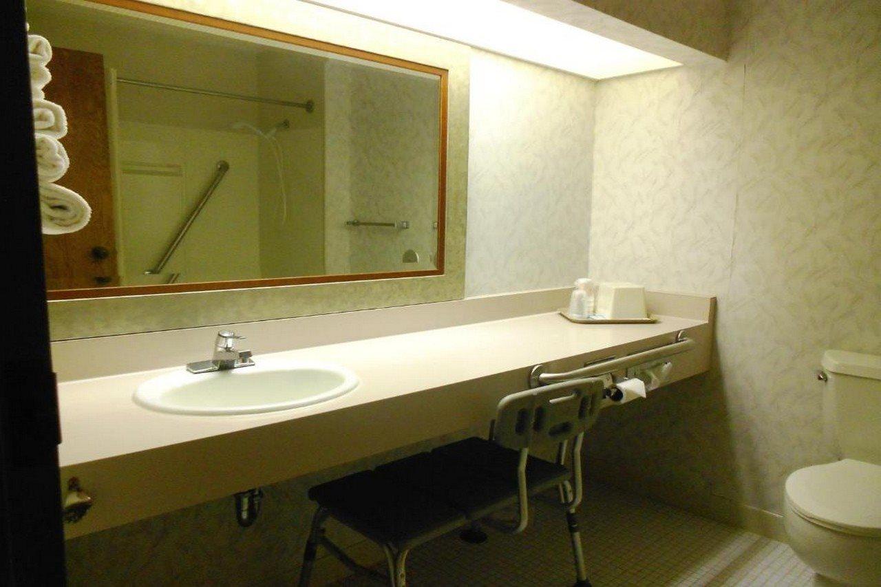 Hotel Abby Abbotsford